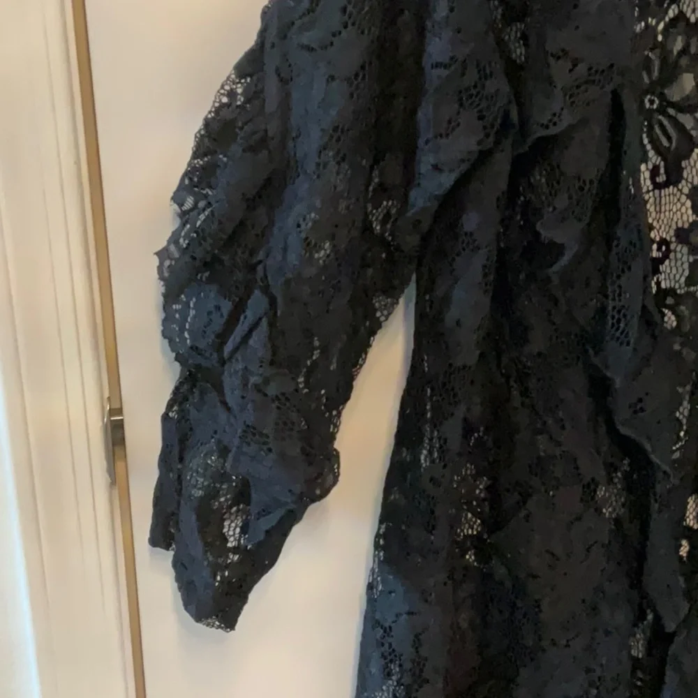 Ladies black lace cardigan top size Large - Picture 4 of 5